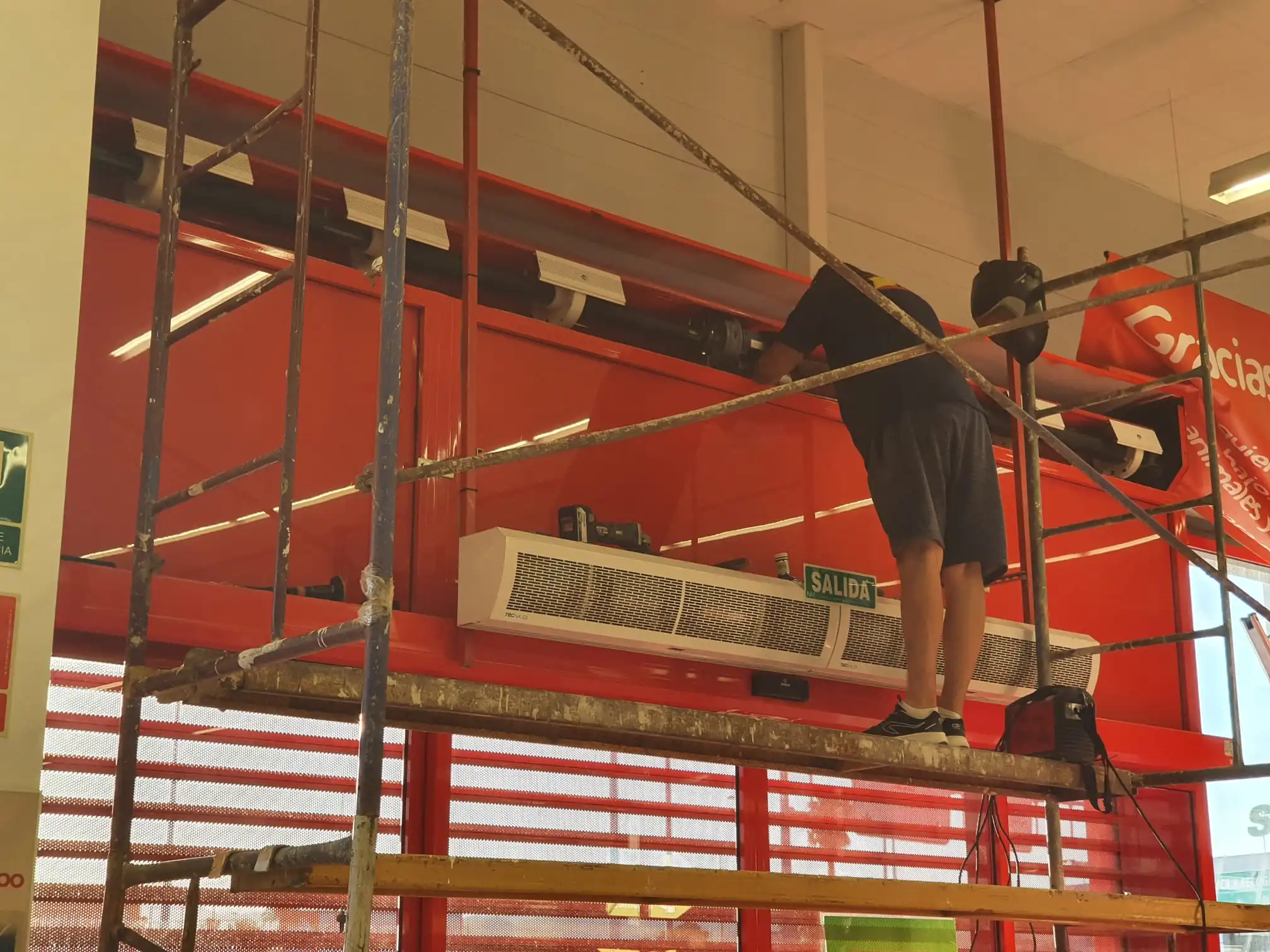 instalacion de puertas automaticas Torrevieja